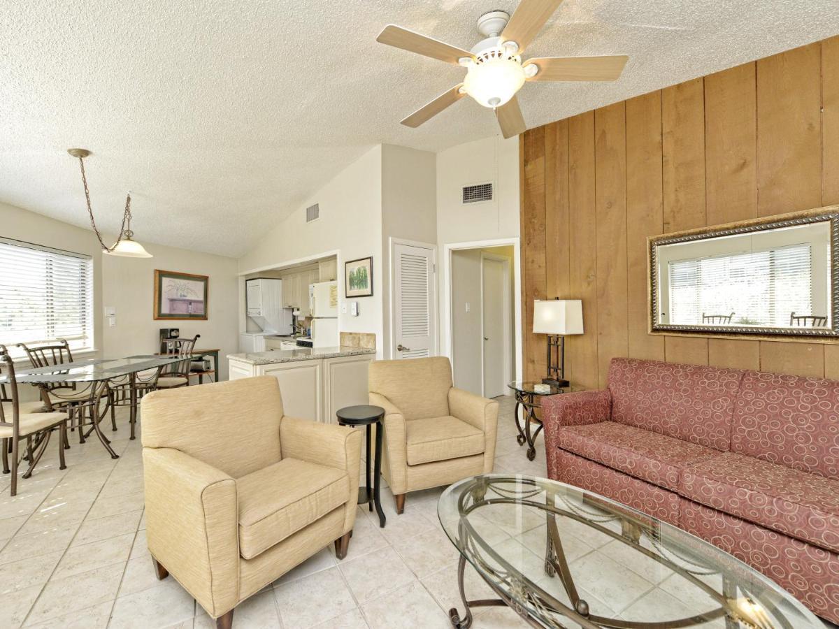 Lake Travis Bungalow Casita Golden Rod #2 レイクウェイ エクステリア 写真
