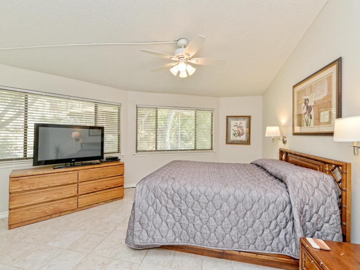Lake Travis Bungalow Casita Golden Rod #2 レイクウェイ エクステリア 写真